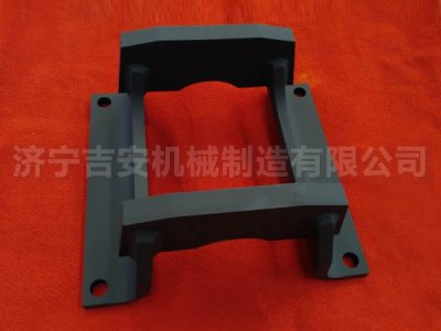 PC200護鏈架